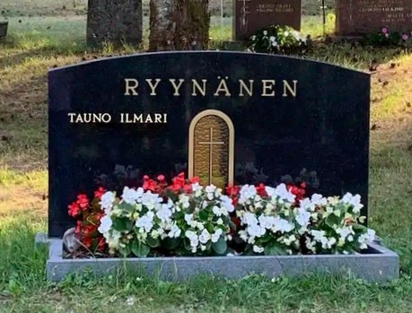 Hautakivi 70 Varpaisjärven musta 70x120x15