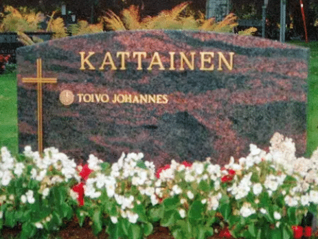 Hautakivi 61 Mäntsälän punainen 60x120x15